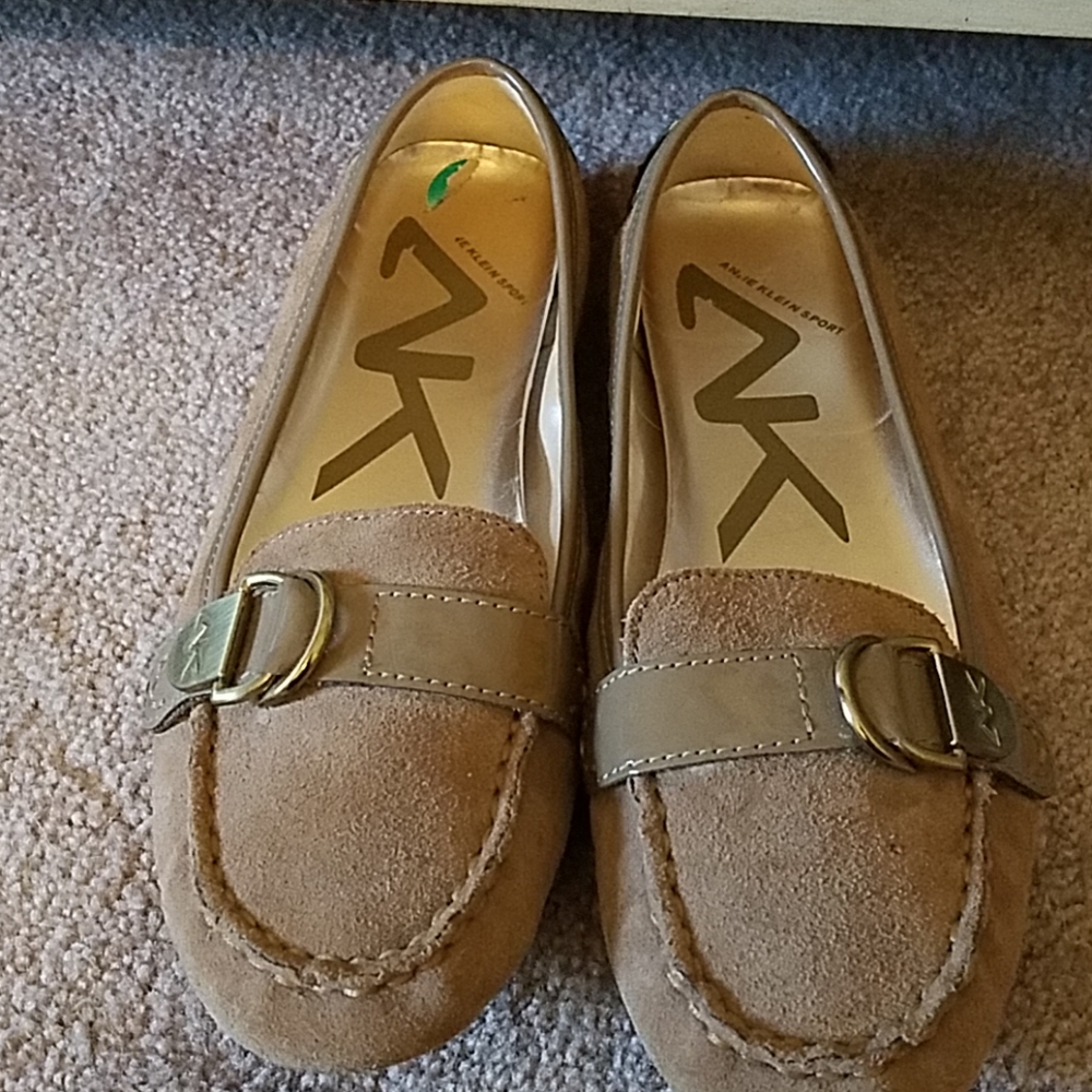 Anne Klein driving flats - Picture 4 of 4
